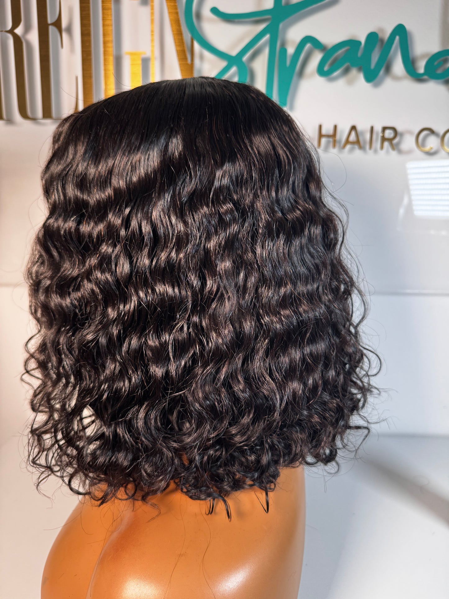 Zuri – Ready-to-Wear Juicy Curl Bob Wig